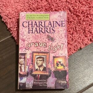 Charlaine Harris 'Grave Sight' Book